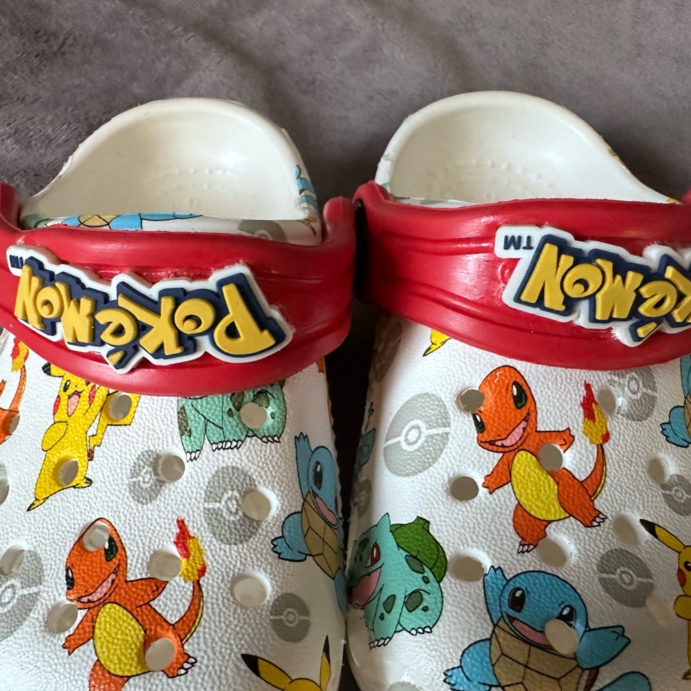 CROCS Kids Slippers Pokémon - Picture 4 of 9